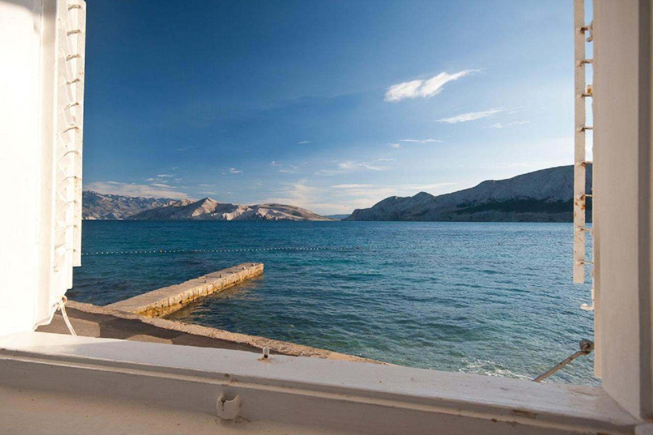 Erste Reihe Zum Meer Baška Exteriör bild