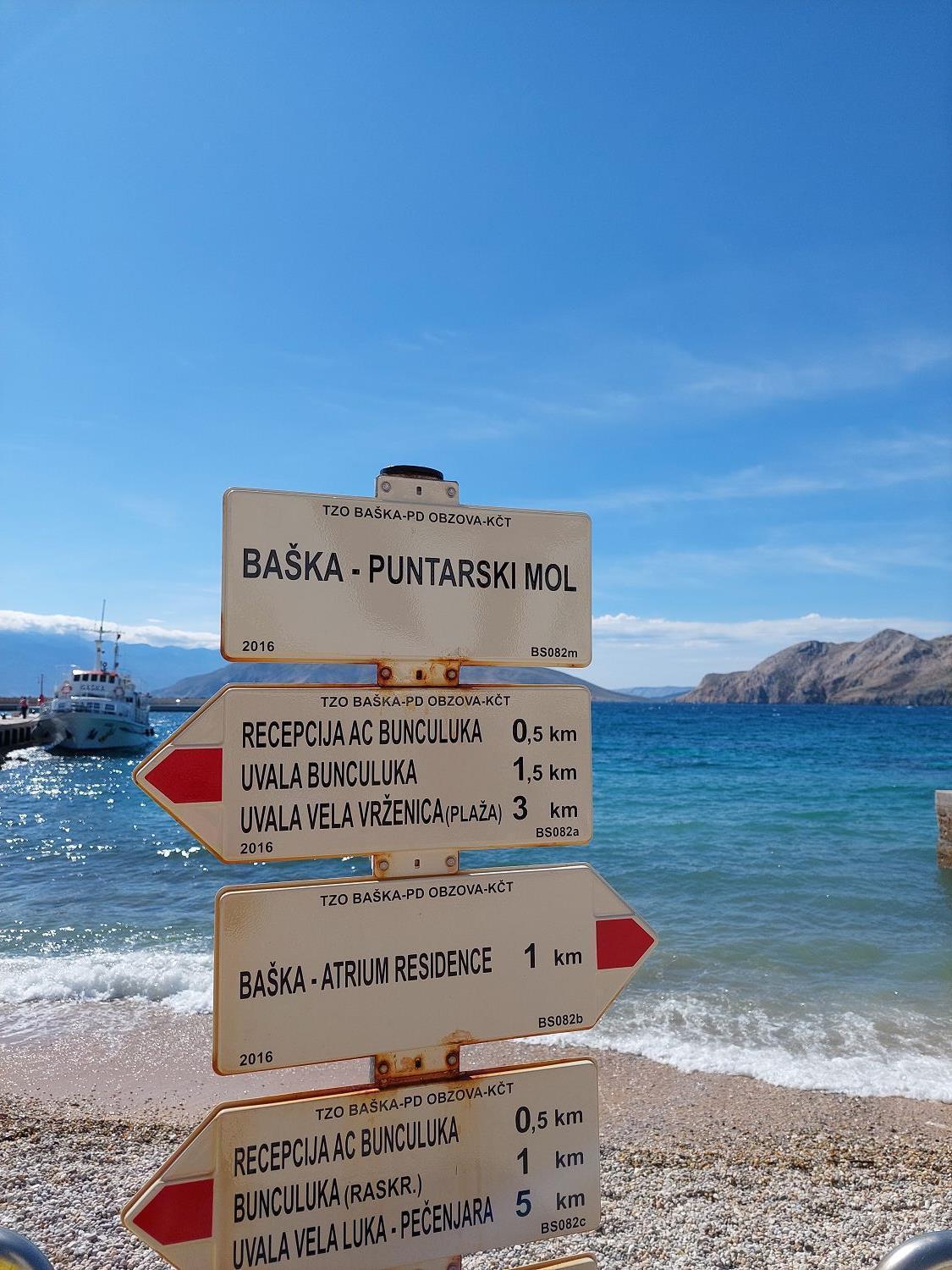 Erste Reihe Zum Meer Baška Exteriör bild